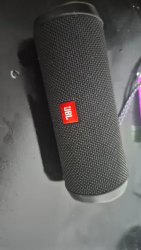JBL Flip 4