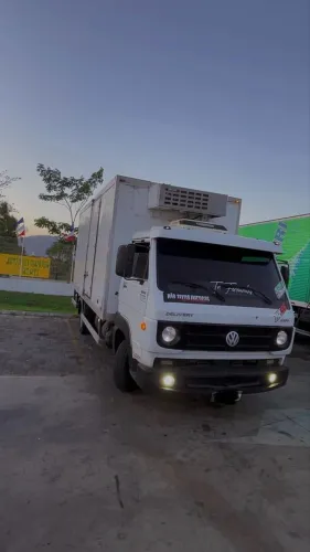 Vw 9-160 delivery baú frio.