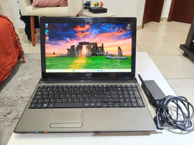 Notebook Acer Aspire Intel core i5, 8GB RAM, SSD de 120GB + HD de 500GB, Tela de 15,6"