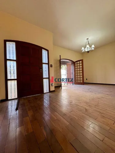 Casa com 4 dormitórios à venda, 330 m² por R$ 2.000.000 - Centro - Rio Claro/SP