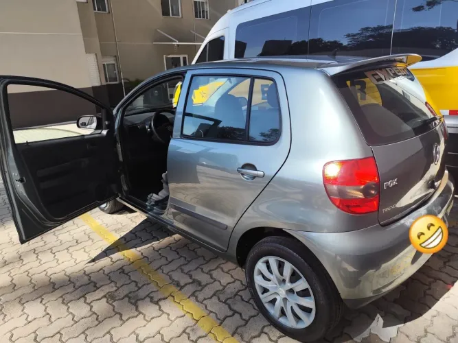 Volkswagen Fox Plus 1.0mi/ 1.0mi Total Flex 8V 4P 2010