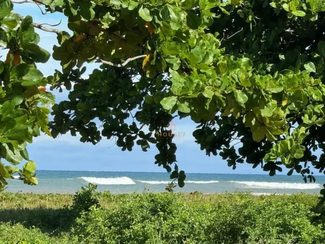 Casa linear pé na areia de Jacaraípe 3 quartos