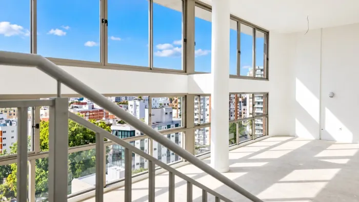 Cobertura Horizontal nova à venda com 3 suítes no bairro Moinhos de Vento em Porto Alegre/