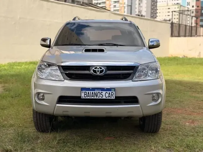 Toyota Hilux SW4 SRV D4-d 4X4 3.0 TDI Dies. AUT 2006