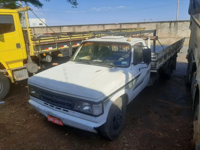 Chevrolet D-20 S / Luxe 3.9/4.0 Diesel 1988
