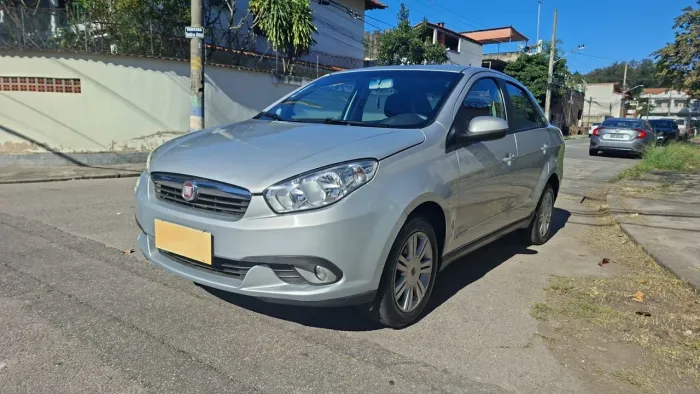 Fiat Grand Siena Tetrafuel 1.4 EVO F. Flex 8V 2015