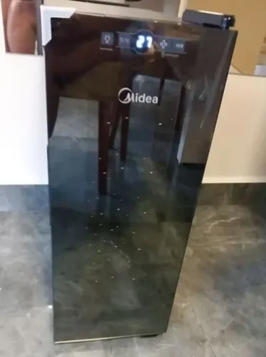 Adega Climatizada Midea - Preta