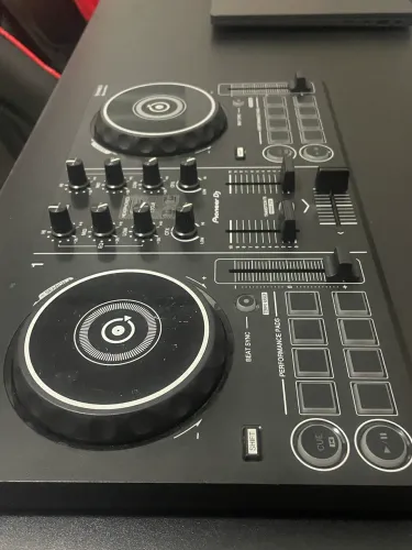 VENDO CONTROLADORA DDJ200