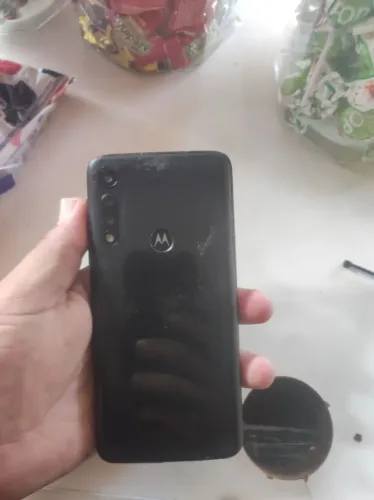 Moto g8 play