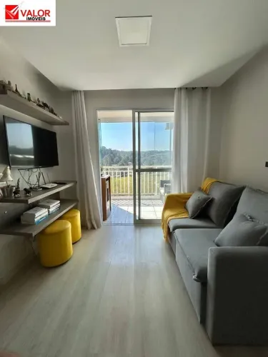 Apartamento em Cotia, ao lado do Parque Jequitibá, linda área verde, condomínio com várias