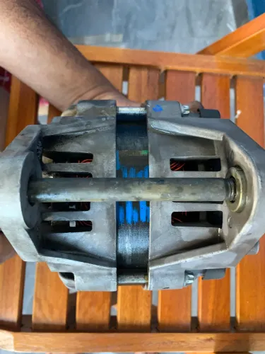 Alternador Delco Remi 70A