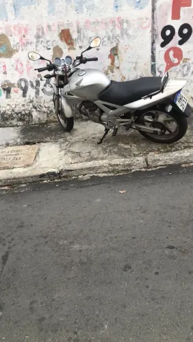 Cbx 250 twister 2004
