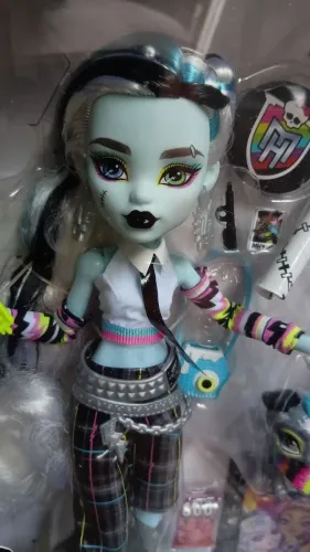 Monster High Frankie Welcome Committe