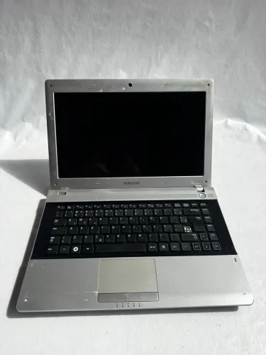 Notebook Samsung RV415 NP-RV415-AD1BR (Sucata)