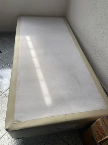 Box de solteiro