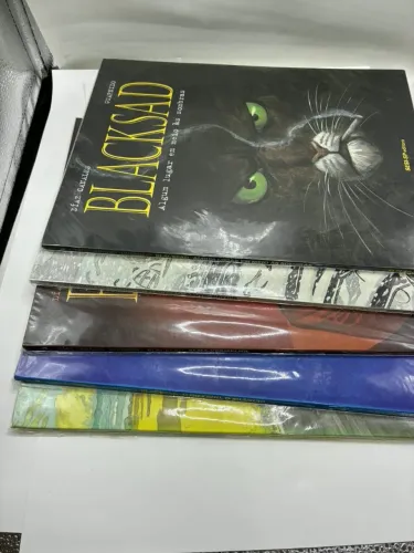 Coleção Completa Blacksad - 5 Volumes - Excelente Estado