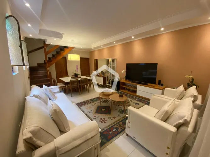 Casa em Vila Ipojuca