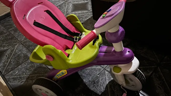 Triciclo Fit Trike Rosa e Verde