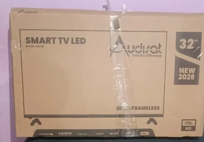 Smart TV LED 32 HD Android Wi-Fi com Conversor Digital- Nova