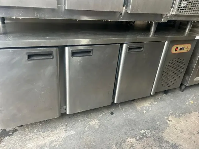 BALCÃO REFRIGERADO TOPEMA INOX 304 - PROFISSIONAL