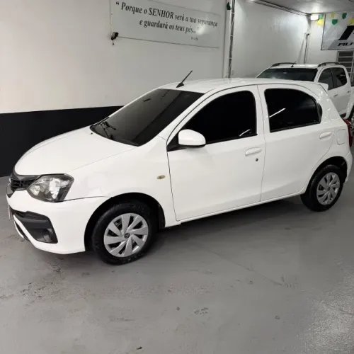 Toyota Etios X 1.3 Flex 16V 5P Mec. 2020