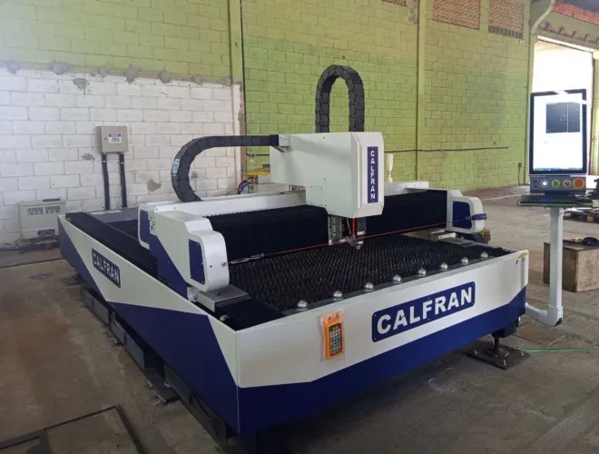 Máquina Laser 3000W + Dobradeira 100T CALFRAN | Na Garantia | R$ 490.000