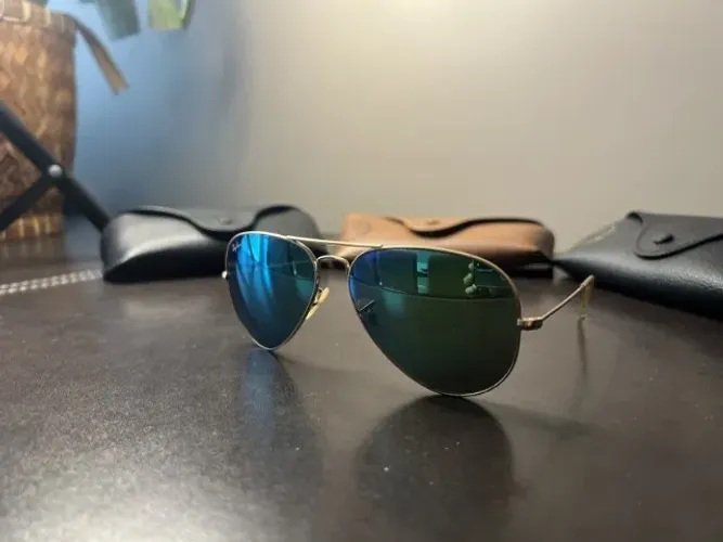 Óculos Ray-Ban Aviator Dourado Lente Espelhada Azul