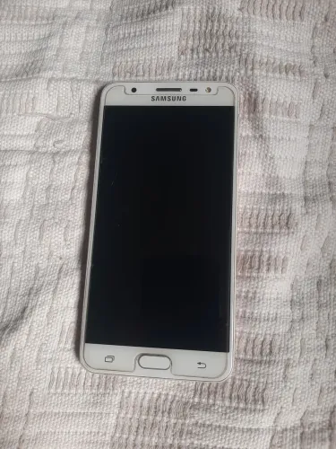 Vendo celular para tirar peças J7 prime
