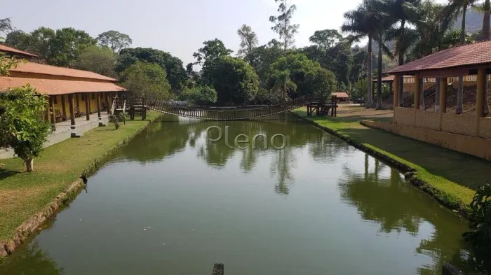Sítio à venda em Valinhos, Parque Residencial Colina do Sol, com 10 suítes, com 3500 m²