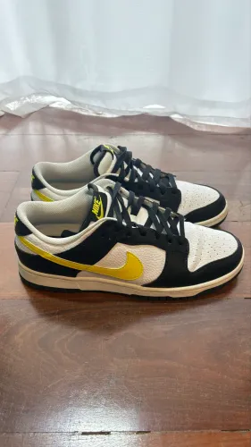 Tênis nike dunk amarelo e preto