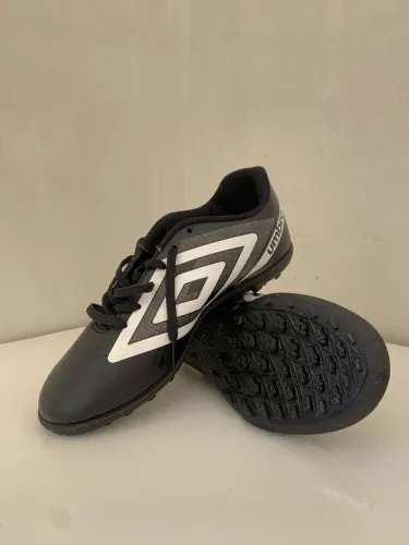 Chuteira Umbro Society TAM 37