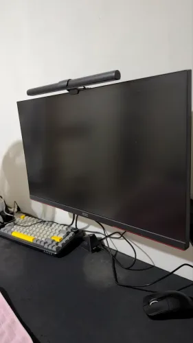 Monitor Gamer 240 HZ AOC Destiny