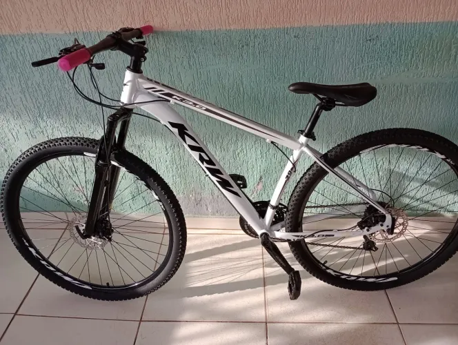 Vendo essa bicicleta aro 29 quadro 17 Nova relação Shimano com nota fiscal 