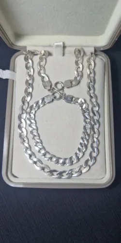 Vendo, Conjunto de prata 925, estilo Cartier, Feminino. Gargantilha e pulseira