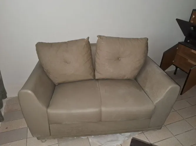 Sofá 2 lugares 