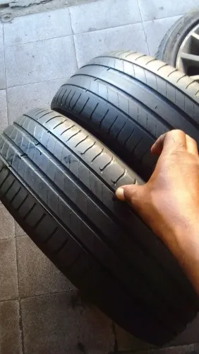 Pneu 185/60/15 Michelin 