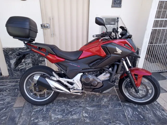 Oportunidade. Nc 750 2021 17500 km . Abaixo Fipe!