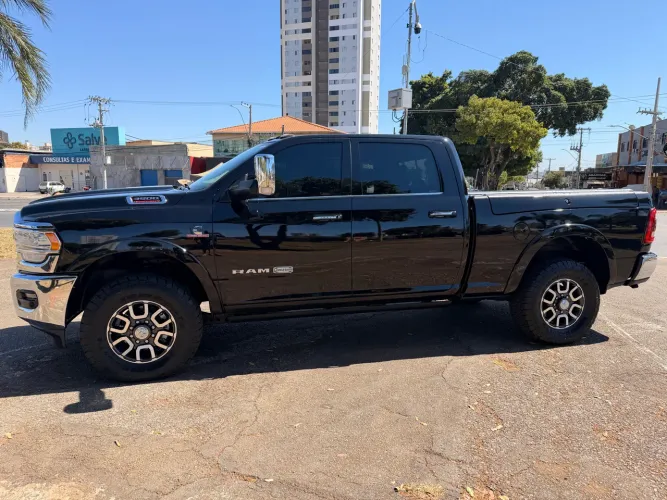 Ram 3500 Limited Longhorn 6.7 TB CD Diesel 2022
