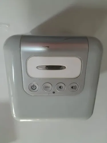 RARIDADE:Caixas De Som iPhone c/entrada auxiliar: IHome15 e Memorex MA3122