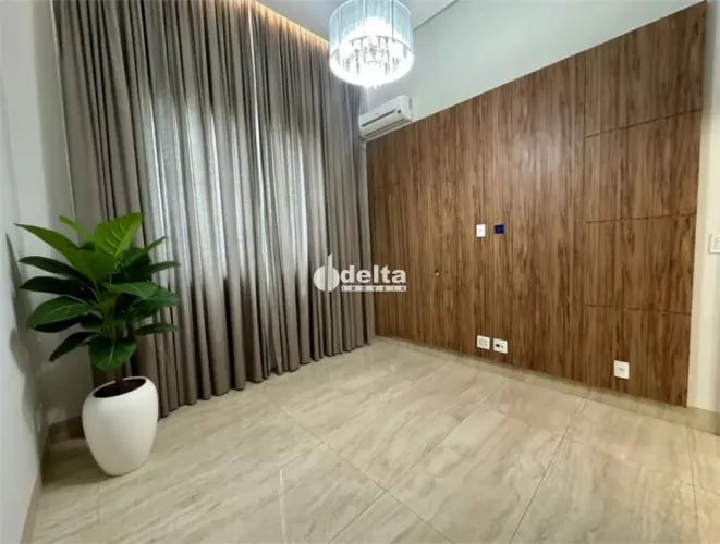 Casa em condomínio com 3 suítes disponível para locação no bairro Nova Uberlândia em Uberl