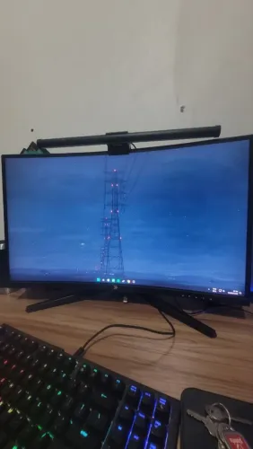 Monitor Gamer KBM 27P VA 240hz Curvo