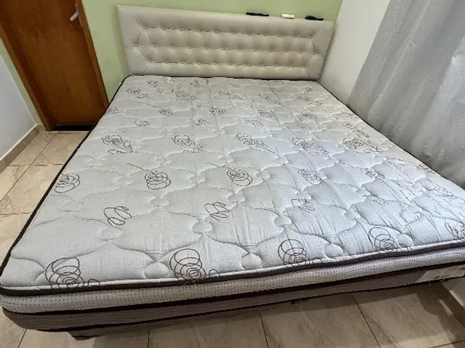 Cama king size