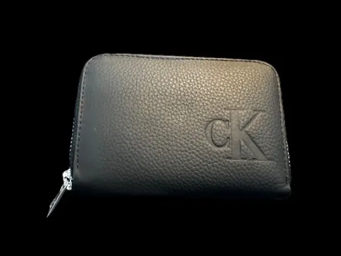 Carteira Feminina Calvin Klein em Couro