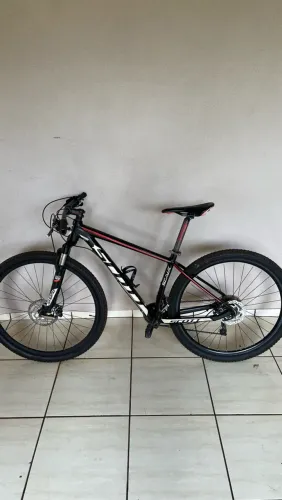 VENDE-SE BICICLETA SCOTT SCALE 990