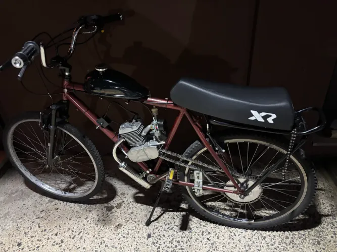 Bicicleta motorizada NOVA 4 dias de uso