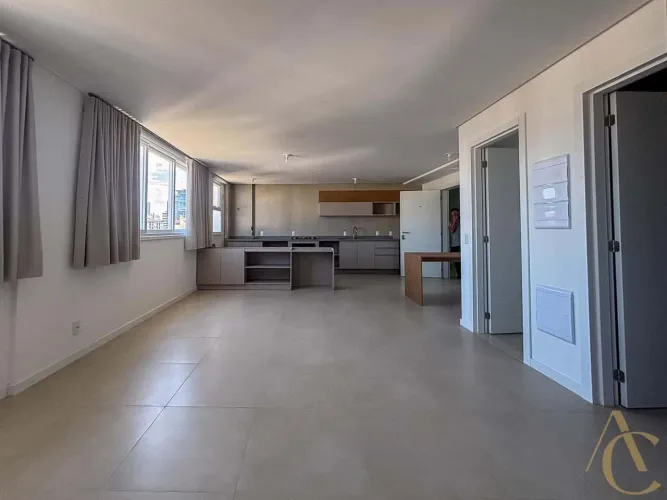 Studio para alugar - 1 vaga de garagem e 1 lavabo - Centro | Florianópolis/SC.
