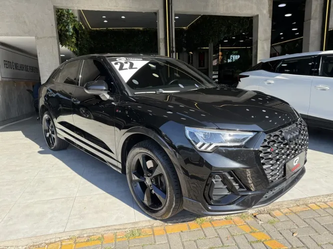 Audi Q3 Performance 2.0 TFSI Tiptr. Quattro 2022