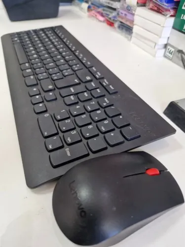 Teclado E Mouse Sem Fio Lenovo Essential