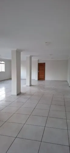Alugo sala comercial, nos altos.(paula construção)