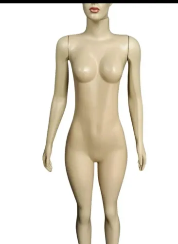 Vendo manequins Os Grandes sao 70 is pequenos sao 50